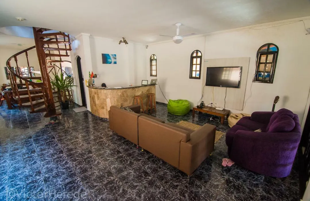 Kionda Surf Hostel-1